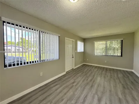 2237 Taylor Street Hollywood FL 33020