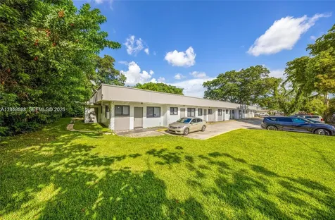 2237 Taylor Street Hollywood FL 33020