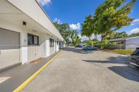 2237 Taylor Street Hollywood FL 33020