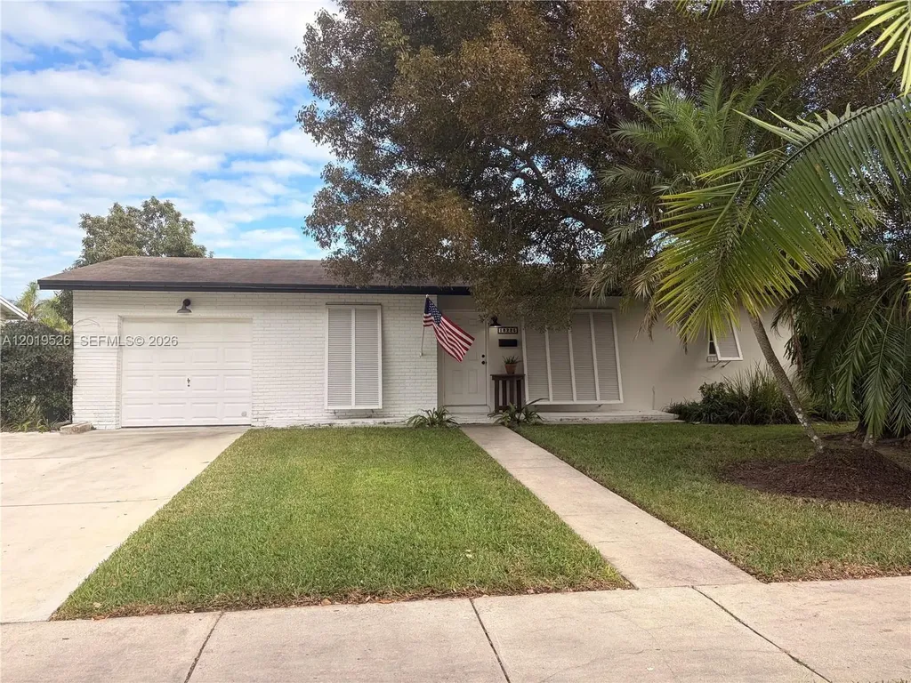 18225 SW 94th Avenue Palmetto Bay FL 33157