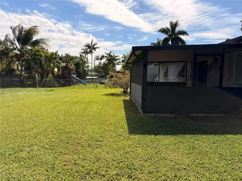 18225 SW 94th Avenue Palmetto Bay FL 33157