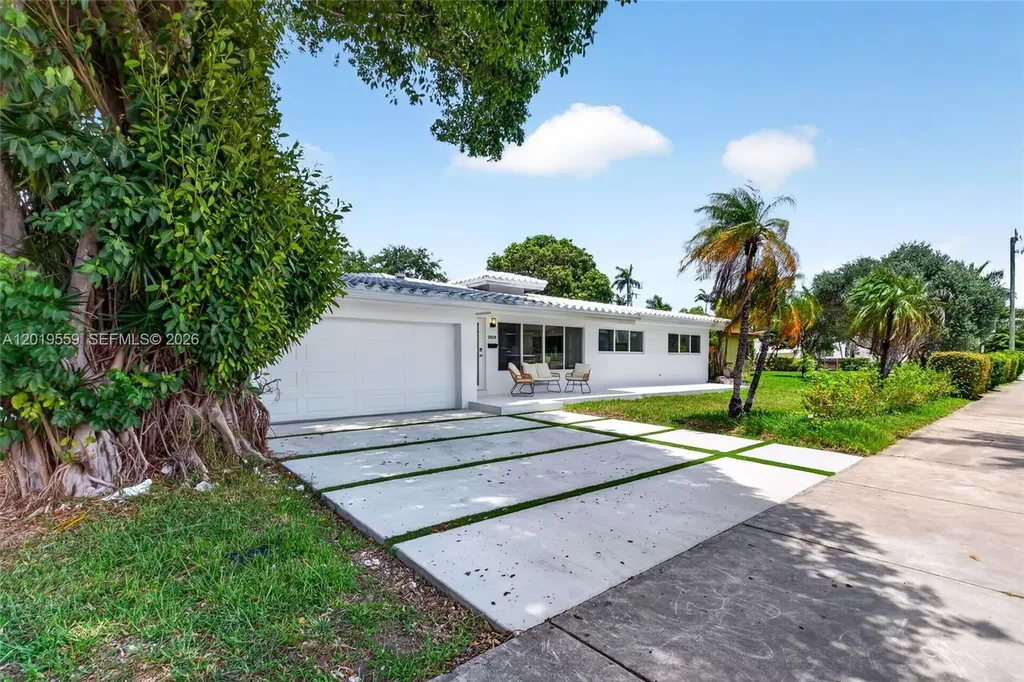 1619 Hollywood Boulevard Hollywood FL 33020