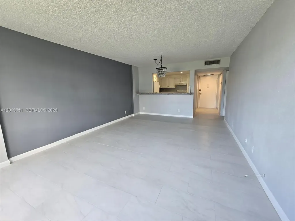 2761 Taft Street Hollywood FL 33020