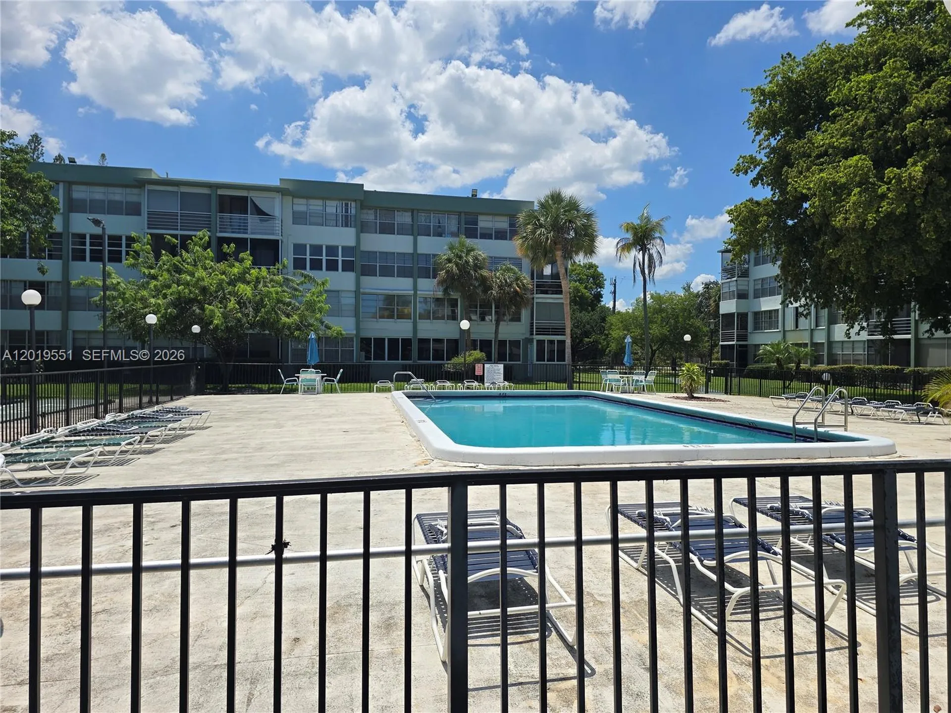 2761 Taft Street Hollywood FL 33020