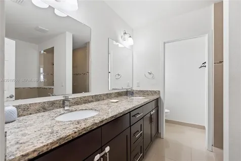 9256 SW 209th Terrace Cutler Bay FL 33189
