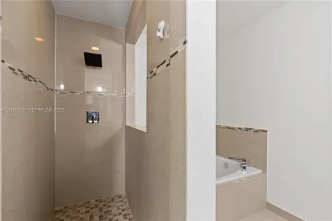 9256 SW 209th Terrace Cutler Bay FL 33189
