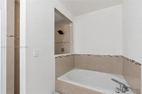 9256 SW 209th Terrace Cutler Bay FL 33189