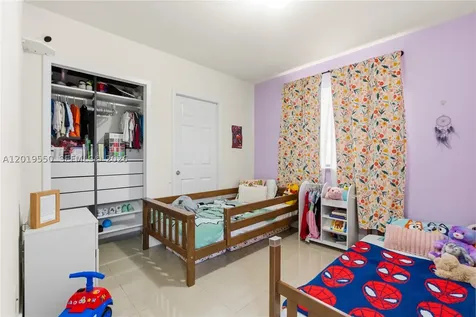 9256 SW 209th Terrace Cutler Bay FL 33189