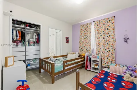 9256 SW 209th Terrace Cutler Bay FL 33189