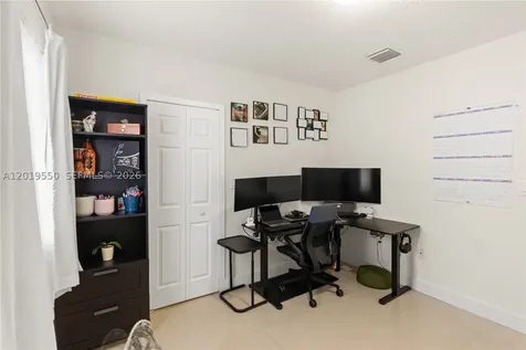 9256 SW 209th Terrace Cutler Bay FL 33189