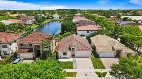 9256 SW 209th Terrace Cutler Bay FL 33189