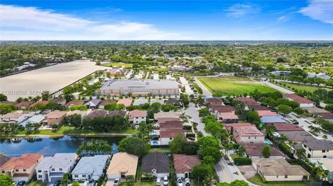 9256 SW 209th Terrace Cutler Bay FL 33189