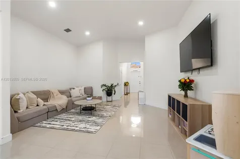 9256 SW 209th Terrace Cutler Bay FL 33189