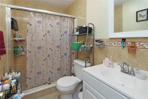 1275 W 35th Street Hialeah FL 33012
