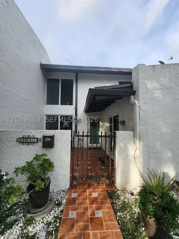 6931 SW 111th Court Miami FL 33173