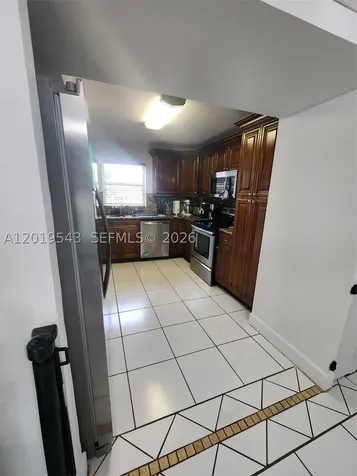 6931 SW 111th Court Miami FL 33173