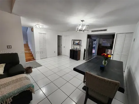 6931 SW 111th Court Miami FL 33173