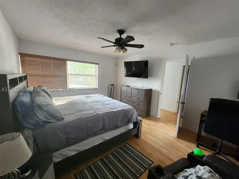 6931 SW 111th Court Miami FL 33173