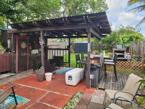 6931 SW 111th Court Miami FL 33173