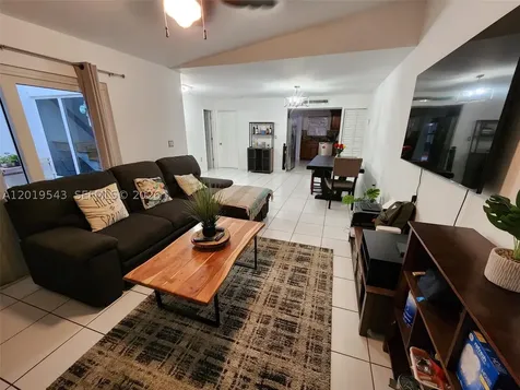 6931 SW 111th Court Miami FL 33173