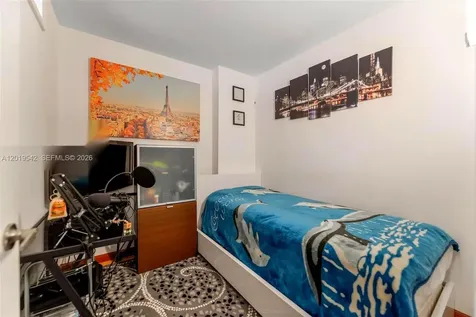18051 Biscayne Boulevard Aventura FL 33160