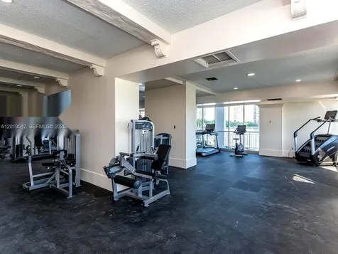 18051 Biscayne Boulevard Aventura FL 33160