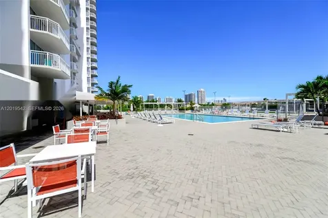 18051 Biscayne Boulevard Aventura FL 33160