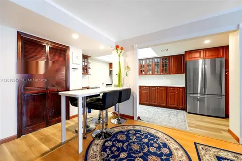 18051 Biscayne Boulevard Aventura FL 33160