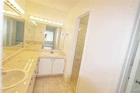 5800 SW 127th Avenue Miami FL 33183