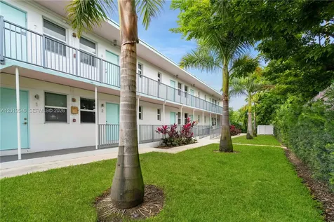 1950 NW 2nd Court Miami FL 33136
