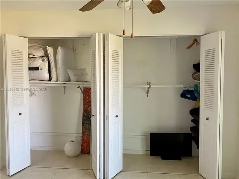 12 Dorchester A West Palm Beach FL 33417