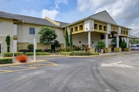 12 Dorchester A West Palm Beach FL 33417