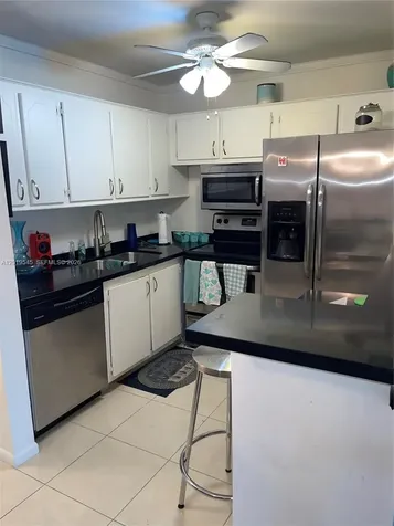 12 Dorchester A West Palm Beach FL 33417