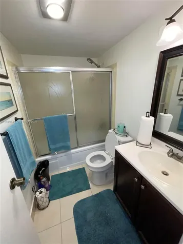 12 Dorchester A West Palm Beach FL 33417