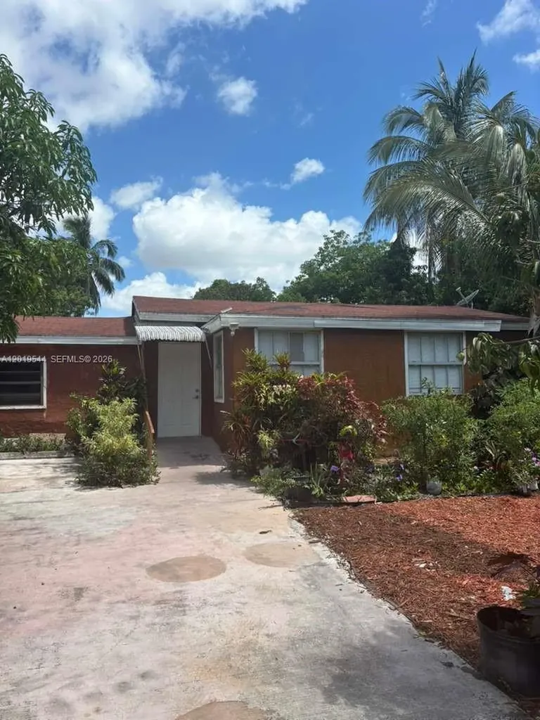 1447 NW 98th Street Miami FL 33147