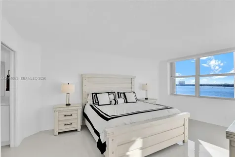 5200 N Ocean Drive Singer Island FL 33404