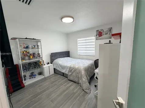 13361 SW 143rd Terrace Miami FL 33186