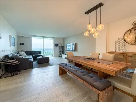 10275 Collins Avenue Bal Harbour FL 33154