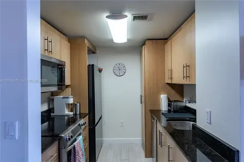 10275 Collins Avenue Bal Harbour FL 33154