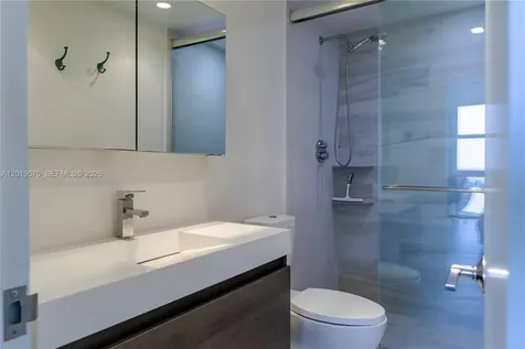10275 Collins Avenue Bal Harbour FL 33154