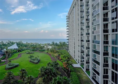 10275 Collins Avenue Bal Harbour FL 33154