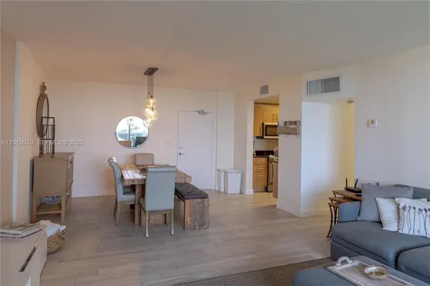 10275 Collins Avenue Bal Harbour FL 33154
