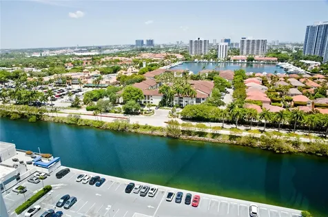 3675 N Country Club Drive Aventura FL 33180