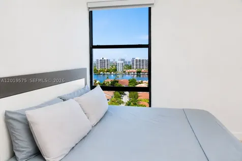 3675 N Country Club Drive Aventura FL 33180