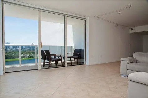 3675 N Country Club Drive Aventura FL 33180
