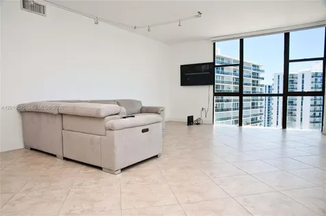 3675 N Country Club Drive Aventura FL 33180