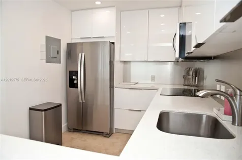 3675 N Country Club Drive Aventura FL 33180