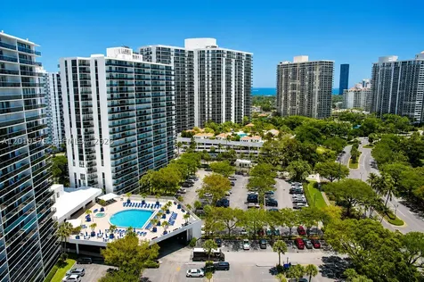 3675 N Country Club Drive Aventura FL 33180