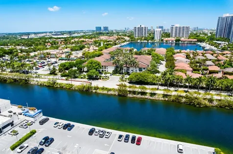 3675 N Country Club Drive Aventura FL 33180