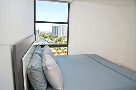 3675 N Country Club Drive Aventura FL 33180
